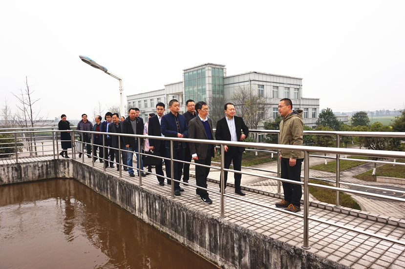 國家、省、市發(fā)改委調(diào)研組到杰陽排水公司進(jìn)行成本調(diào)研