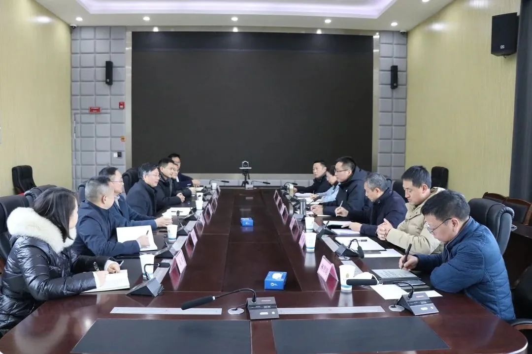 凝心聚力謀發(fā)展 攜手同心再出發(fā)——德陽發(fā)展集團與市住建局、市交通局、市國資委謀劃部署2023年工作